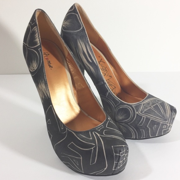 Custom designed platform heels - Picture 2 of 3